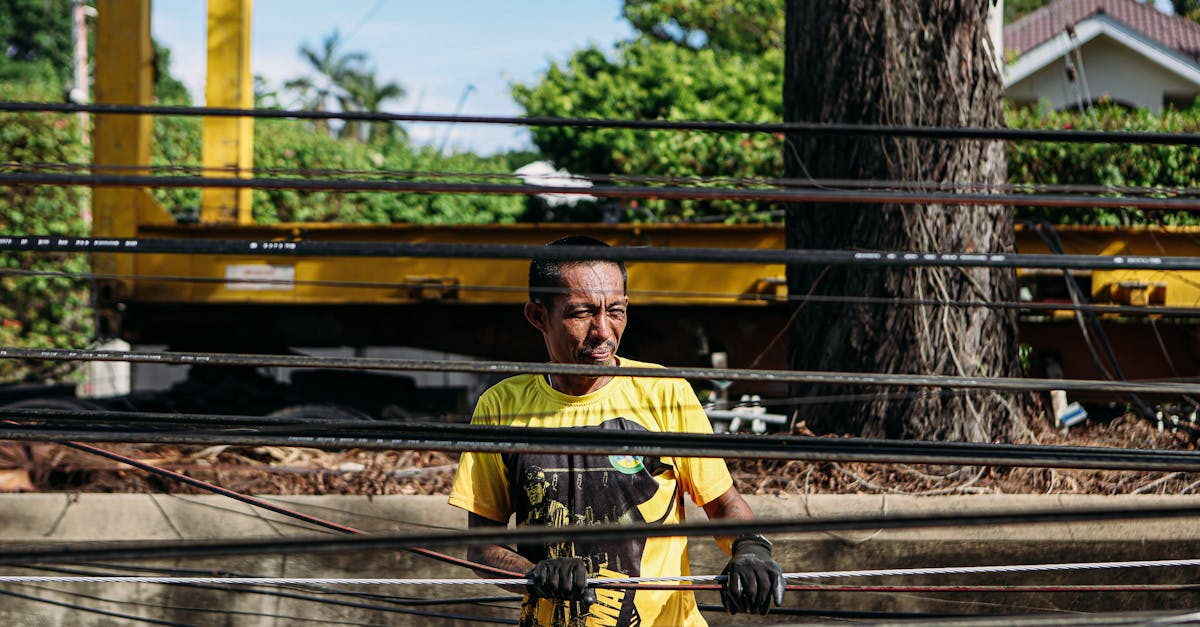 How the National Electrical and Communications Association Supports Electricians